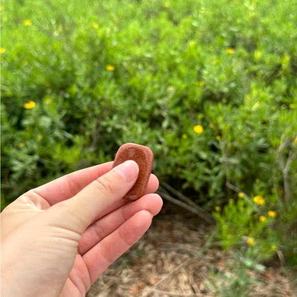 Red Goldstone - Picture 2 of 2